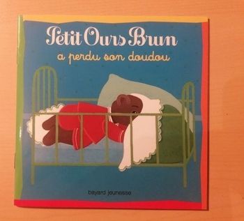 Livre petit ours brun