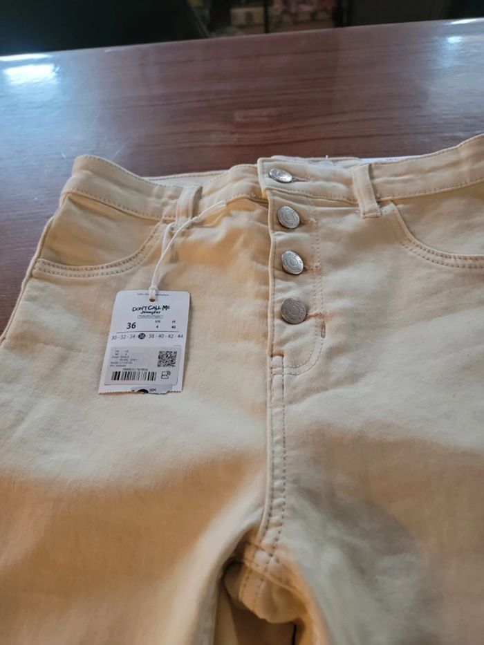 Pantalon femme beige taille 36 - photo numéro 2