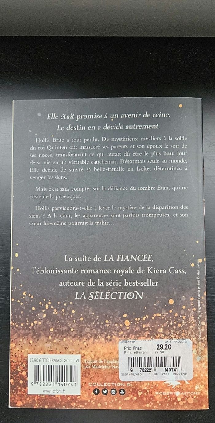 Amoureuse – Kiera Cass – La Fiancée tome 2 - photo numéro 2