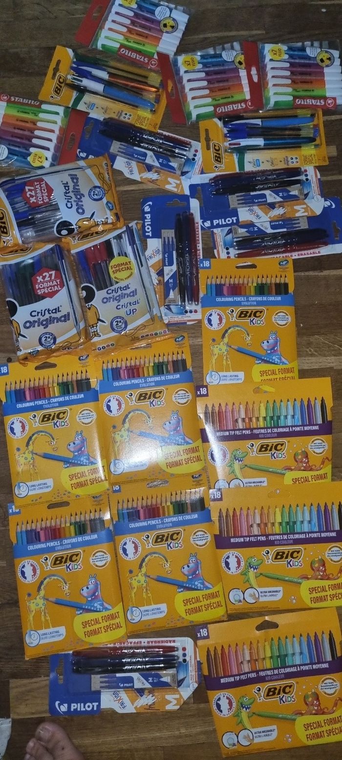 Fournitures  scolaires  39e non négociable - photo numéro 6