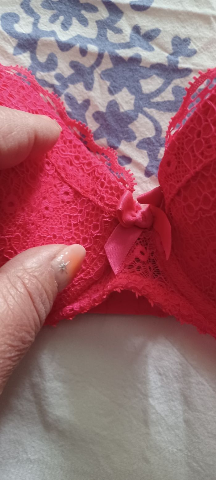 Très beau soutien gorge femme T 85b - photo numéro 3