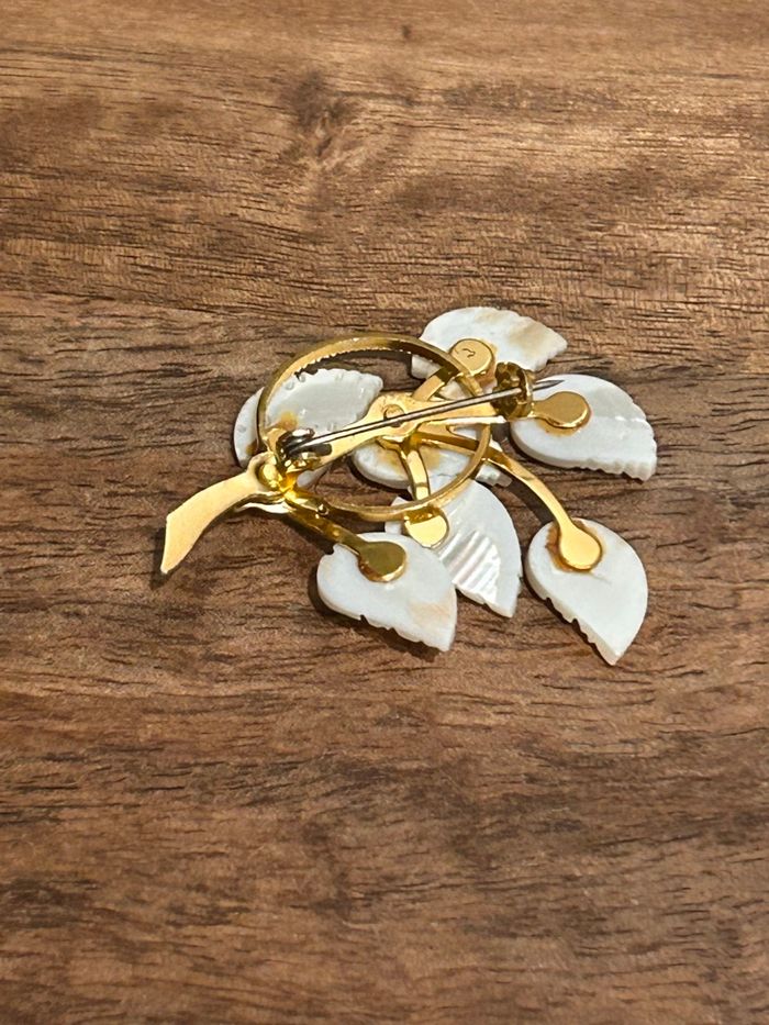 Broche - photo numéro 3