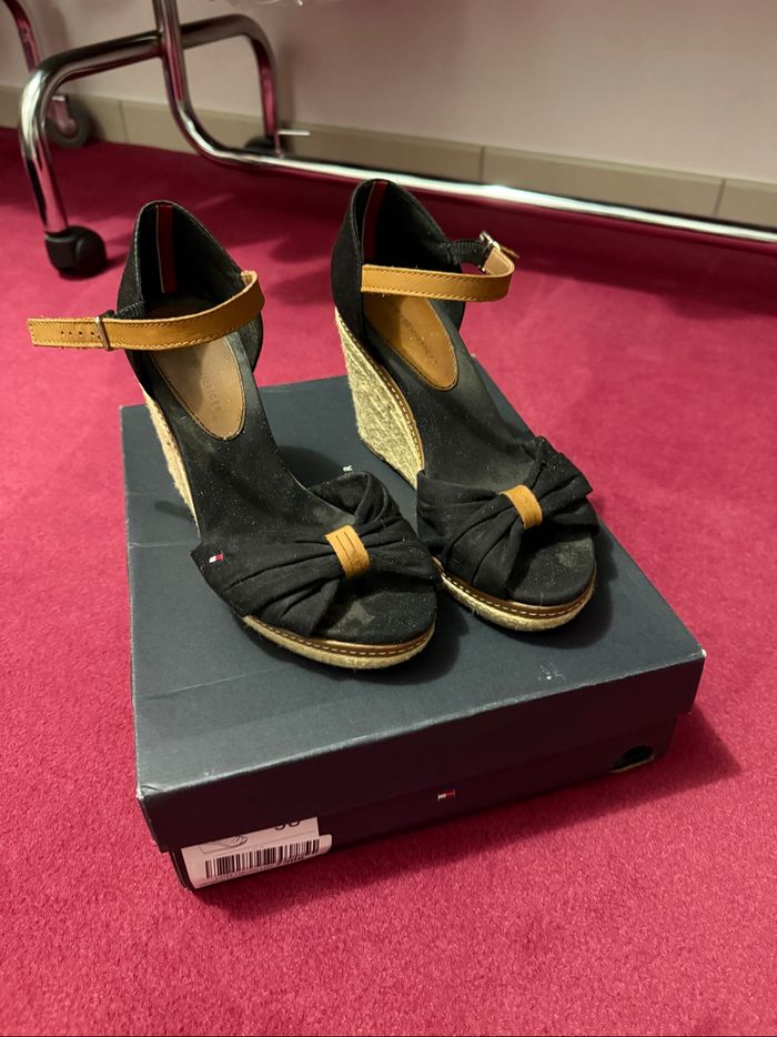 Compensées 38 noir tommy Hilfiger - photo numéro 3