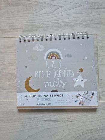 Album de naissance Ostaria 1,2,3... mes 12 premiers mois