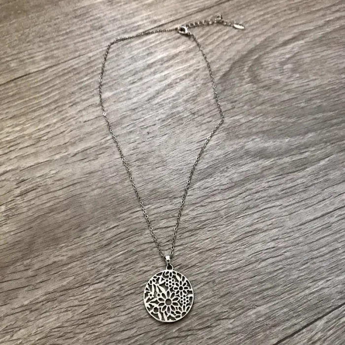 Collier fantaisi