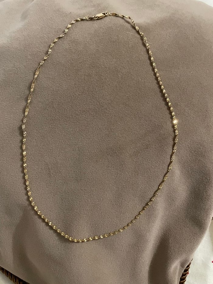 Collier torsadé plaqué or