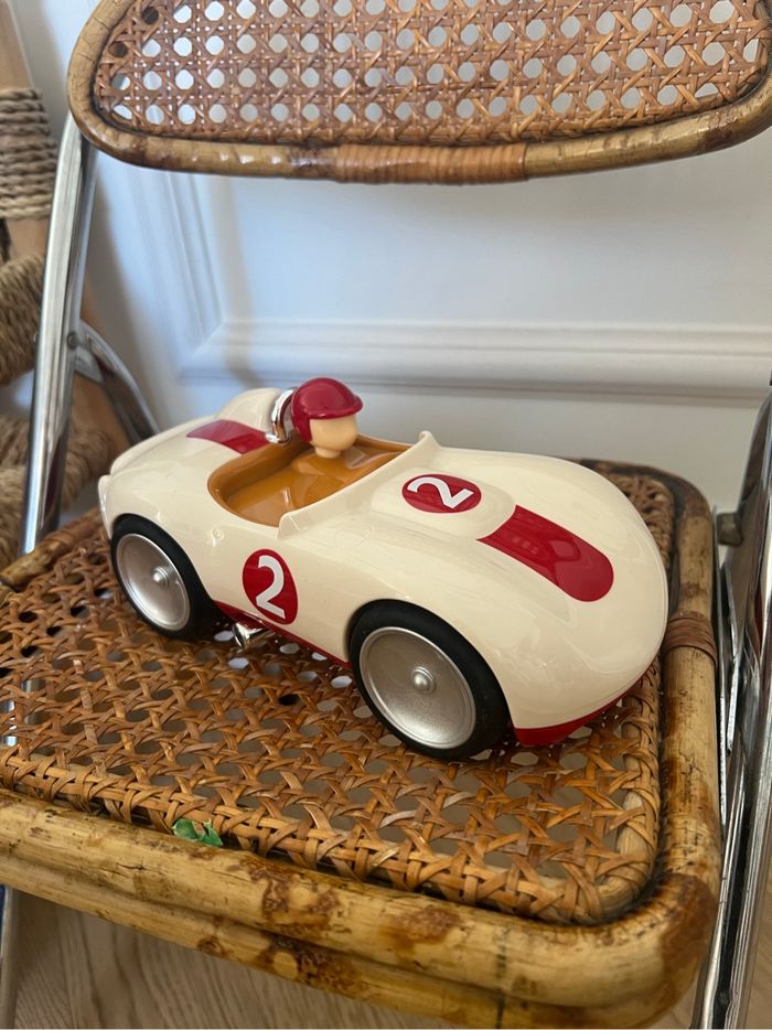 Petite voiture  Baghera
