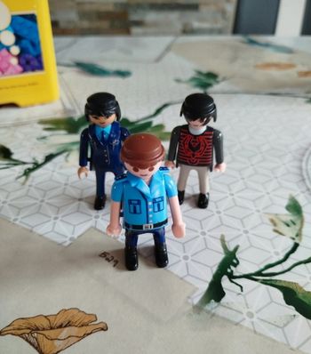 Lots de personnages Playmobil