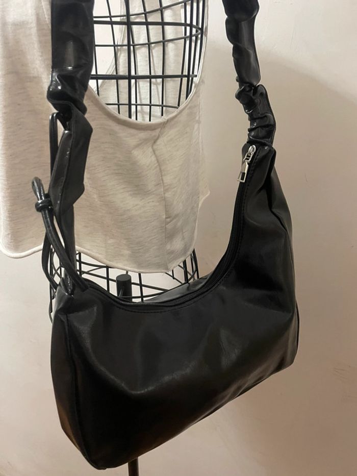 Sac à Épaule Plissé en Cuir Synthétique noir Doux pour Femme - photo numéro 12