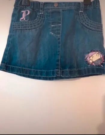 Jupe en jeans winnie l’ourson disney 18 mois en très bon état