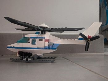 Hélico police lego 7741