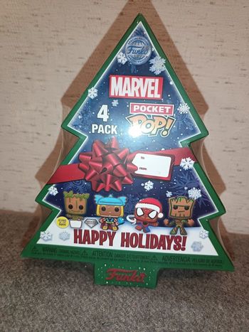 Pop Marvel happy holidays pocket pop 4 pieces neuf