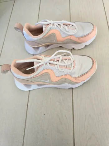 Nike ryz 365