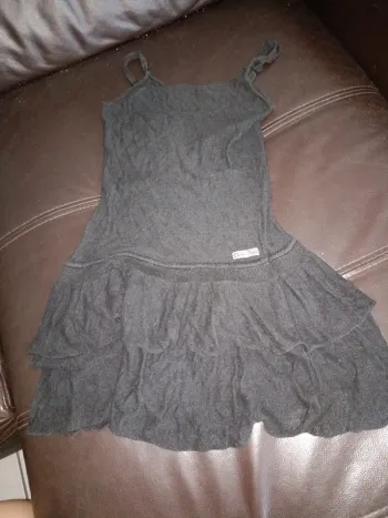 Petite robe noire Teddy smith 10 ans