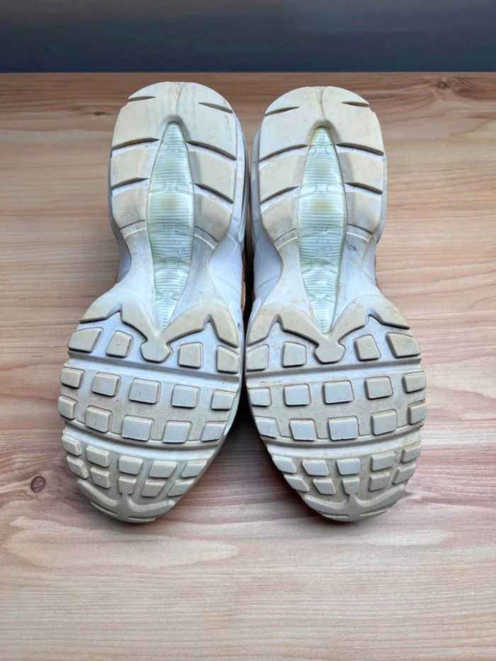 Nike Air Max 95 Grise et Marron – Pointure 37.5 - photo numéro 6