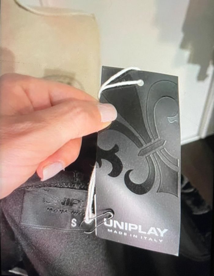 Veste noir full zip peau de pêche  Uniplay TS Neuf avec étiquette - photo numéro 5