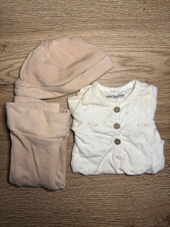 Ensemble mixte body manches longues, pantalon et bonnet