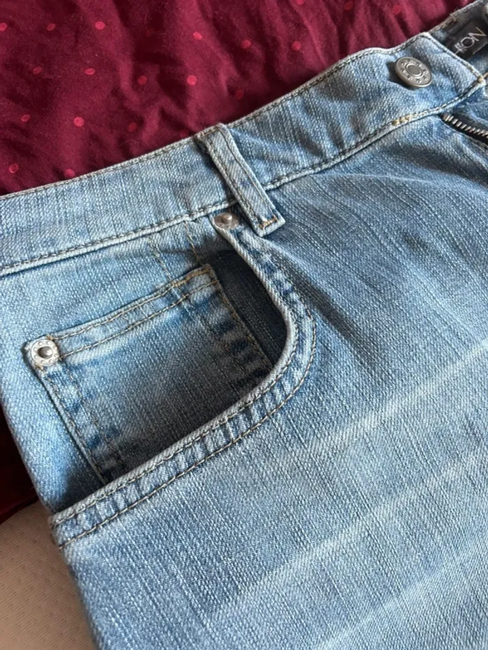 Tenue jean + haut - photo numéro 2