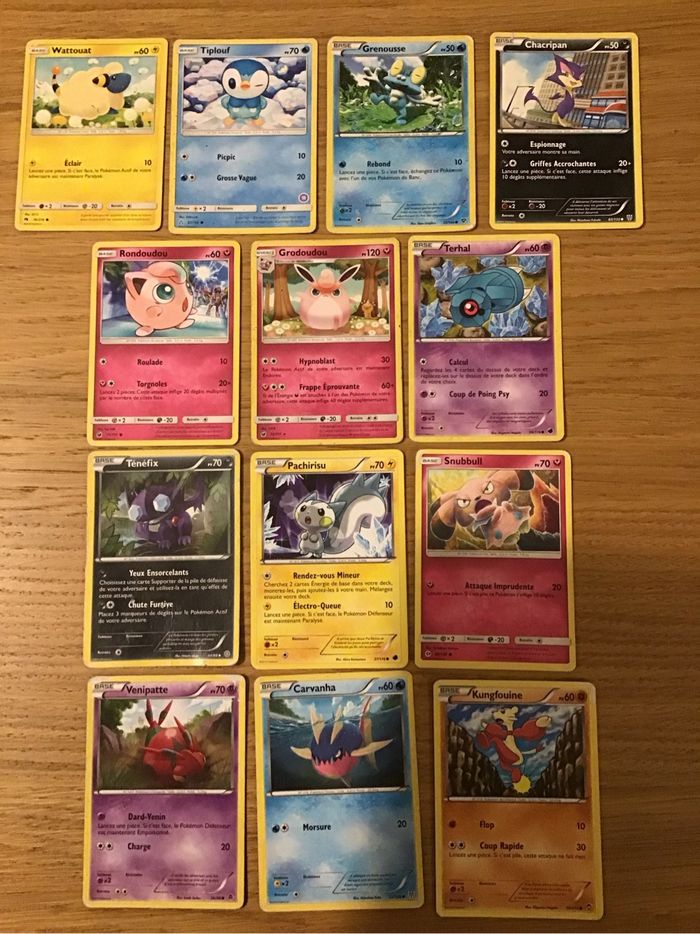 Lot 13 cartes Pokémon anciennes vintages XY noir blanc soleil lune