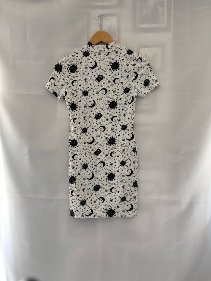 Robe à manches courtes blanc à motif noir - Jennyfer - S/36 - photo numéro 2