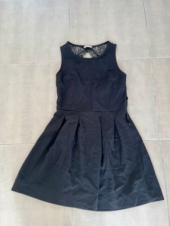Robe noire taille 40