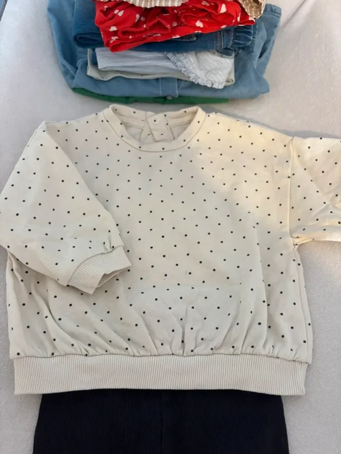 Ensemble bébé fille taille 12mois - photo numéro 2