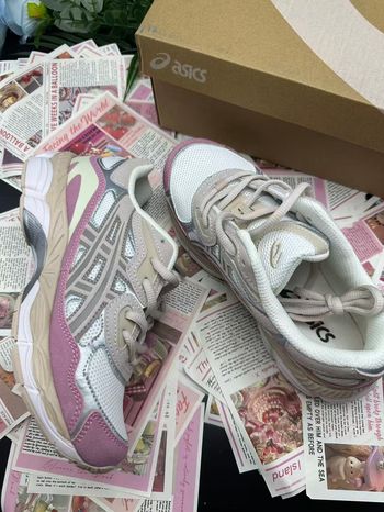 Baskets Asics GEL-NYC roses 37