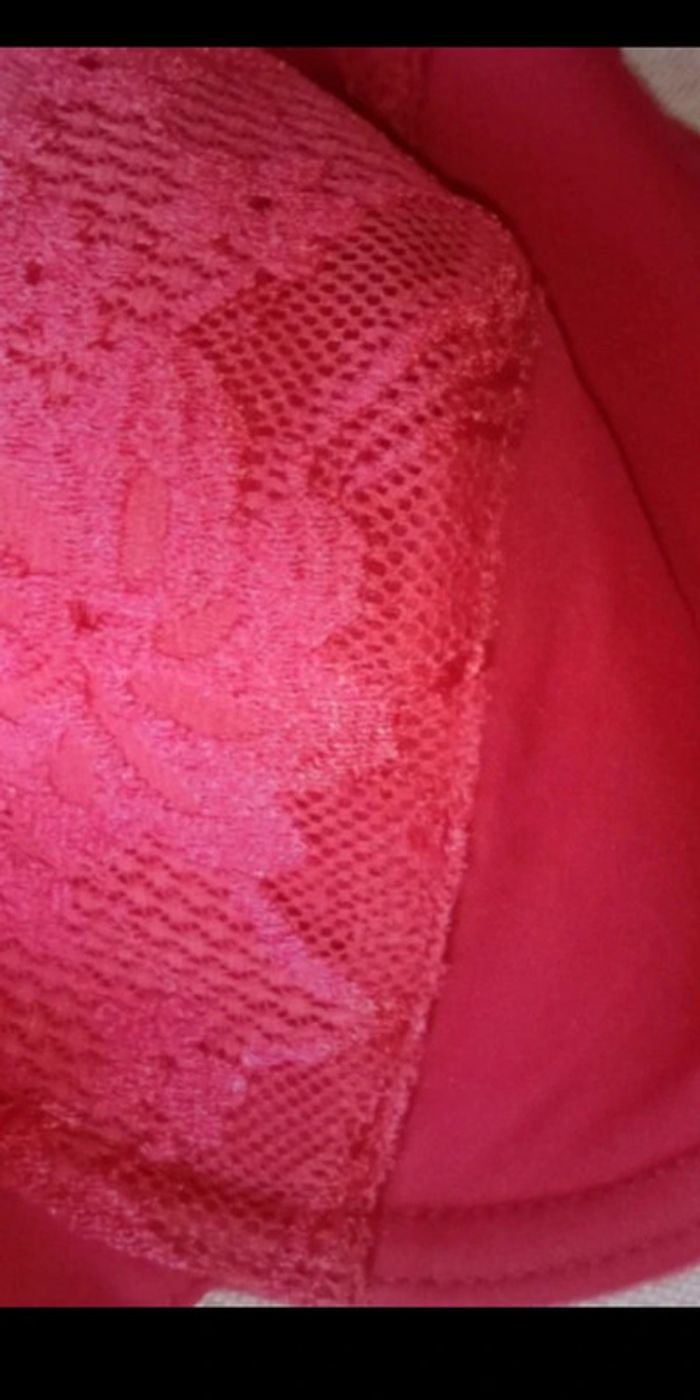 🌺 Soutient gorge taille 95 C rouge - photo numéro 3