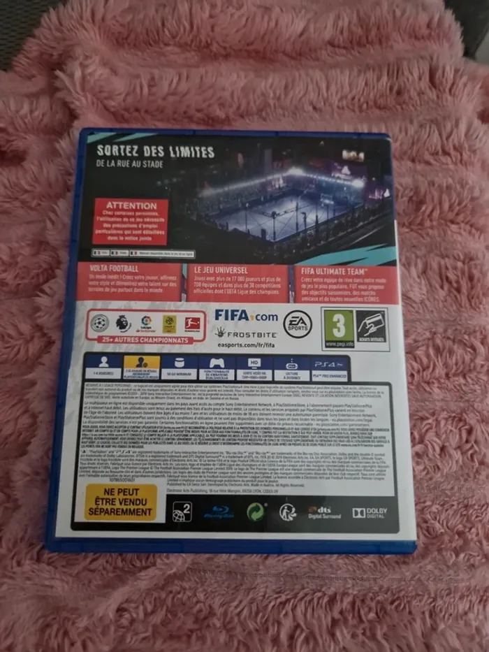 Play station 4 - photo numéro 2