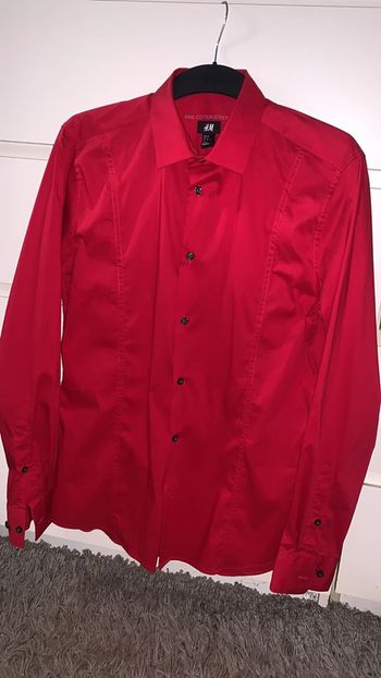 Très belle chemise homme (taille M)