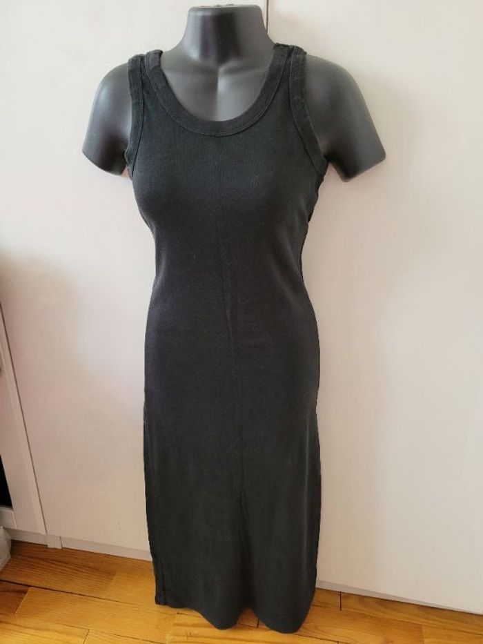 Robe été autre ton T1 noire 100% coton moulante près du corps