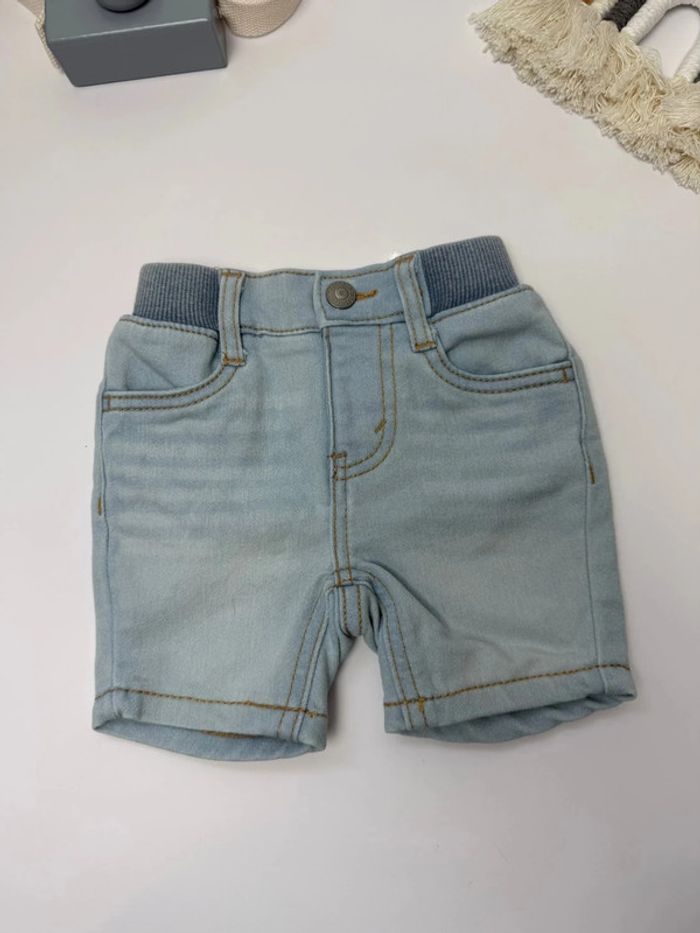 Short en jeans Levi's bébé garçon taille 6 mois comme neuf - photo numéro 2