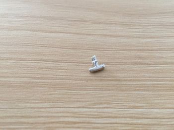 Poignée coffre pièce détachée miniature 1/18 Citroën traction 15cv 1952 Maisto #A40