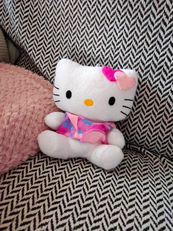 Peluche Hello Kitty