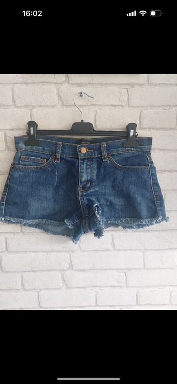 Short Forever 21 taille 34