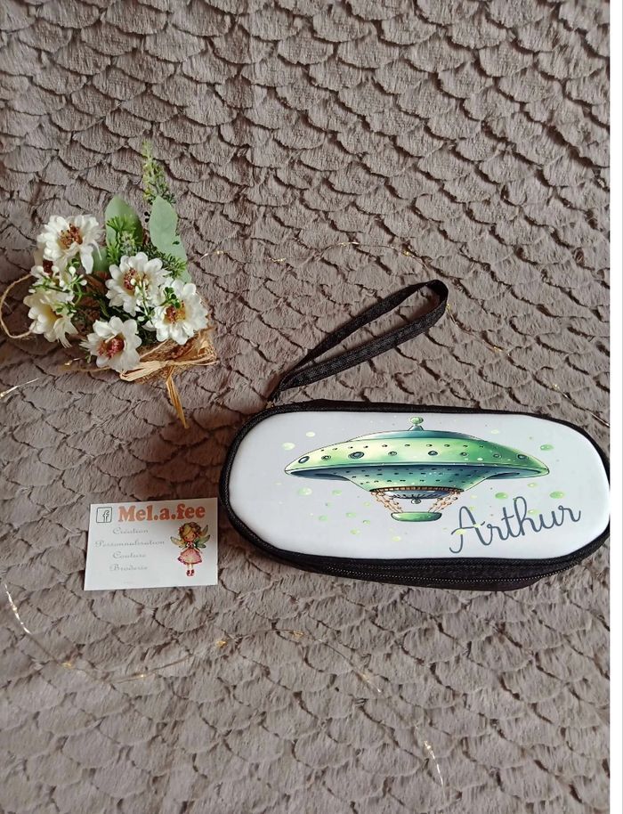 Trousse personnalisée