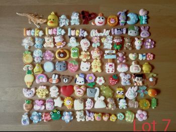 Figurines