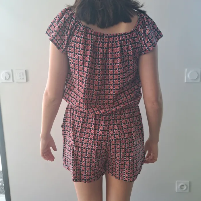 Combishort neuf valeur 49 euros - photo numéro 3