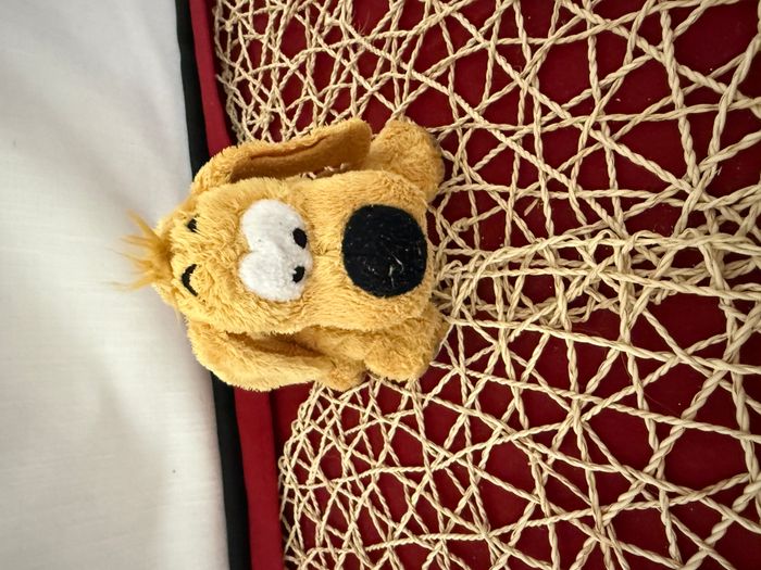 Peluche Bill le chien de Boule Marque Lascar