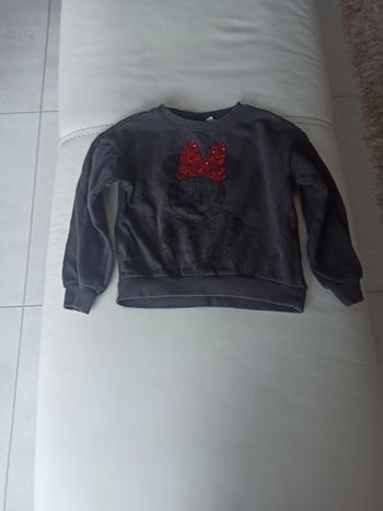 Pull Mickey gris et noir