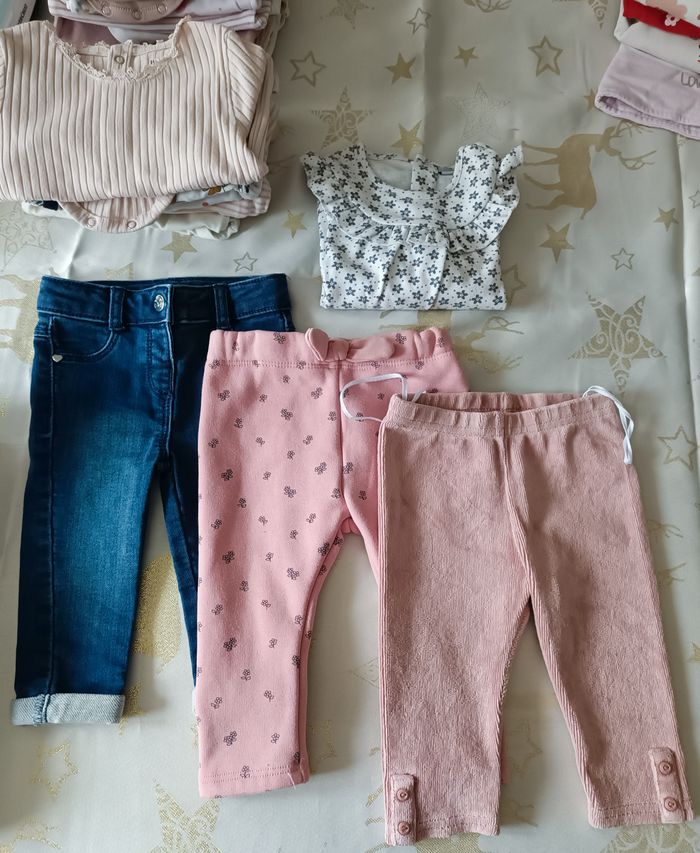 Lot bébé fille 6 mois - photo numéro 2