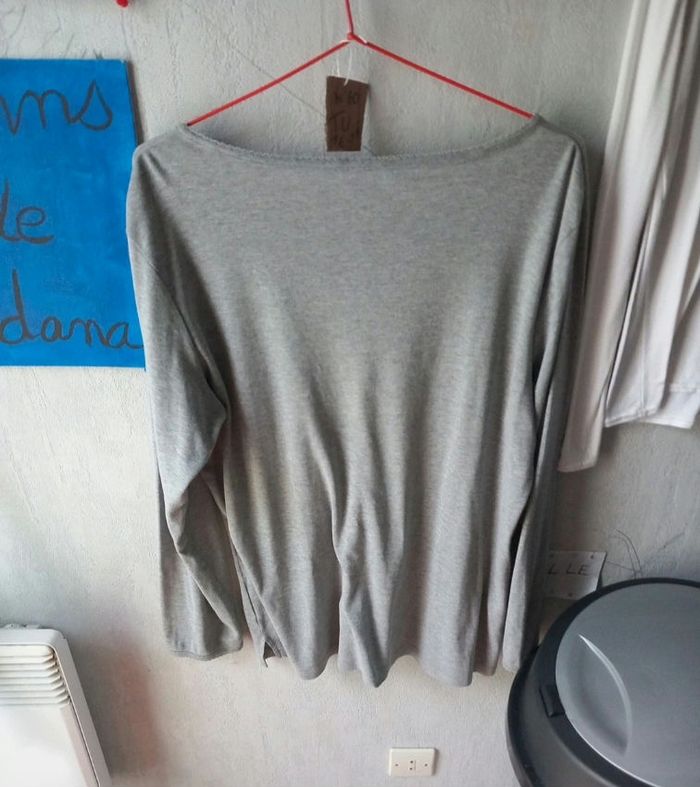 T-shirt bouton - photo numéro 3