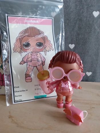 Poupée LOL #Instagold