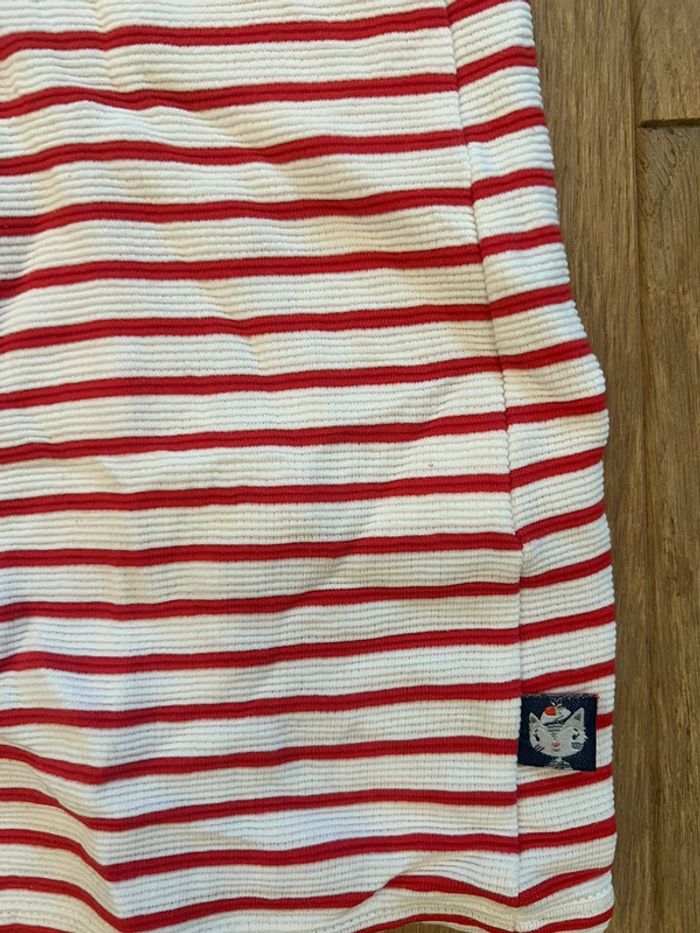 Robe rayé blanche et rouge 9 ans de sergent major état neuf sans étiquette - photo numéro 2
