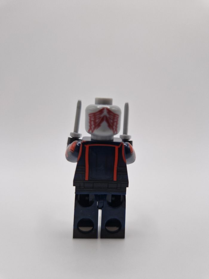 Figurine type lego Drax les gardiens de la galaxie Marvel - photo numéro 3