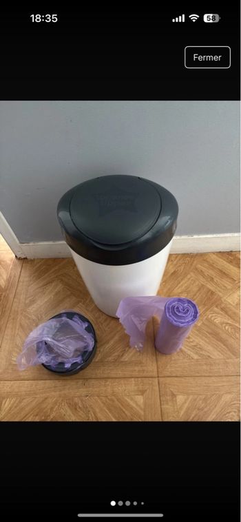 Poubelle à couche