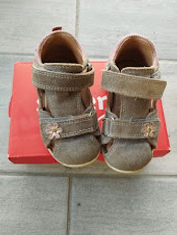 Chaussure fille sandales Superfit taille 20