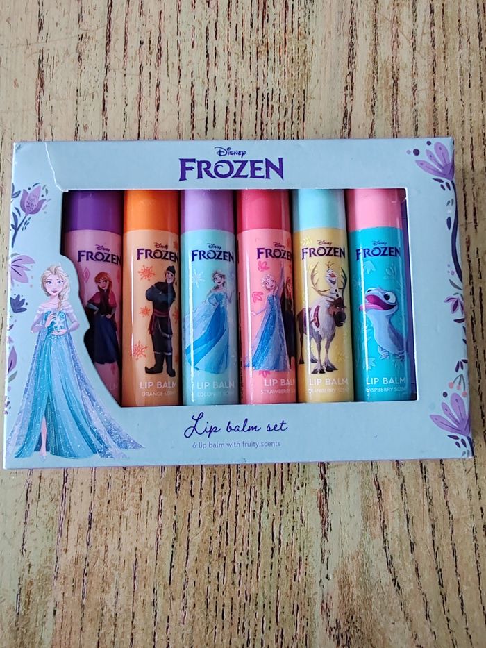 Lot de 6 baumes à lèvre reine des neiges