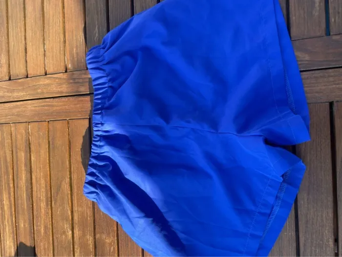 short bleu - photo numéro 2