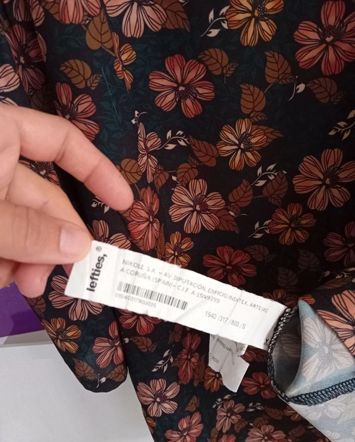 Robe fleurie t.S Lefties 🌼🍂 - photo numéro 3